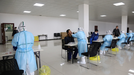 復工復產顯擔當 中央指導組調研咸寧奧瑞金，衛生用品銷售助力防控